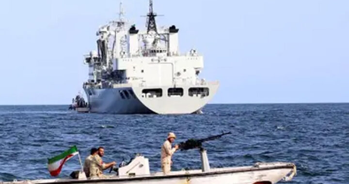 Crece la incertidumbre tras el naufragio de un buque iraní en zona estratégica