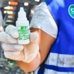 Salud distribuyó más de 700 frascos de biolarvicida para reforzar la prevención del dengue en Salta