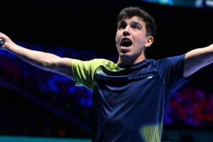 Triunfazo argentino: Horacio Cifuentes derrotó a un top mundial en la Copa del Mundo de tenis de mesa