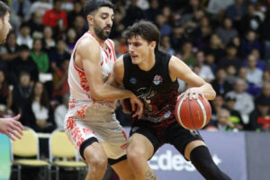 Salta Basket se hizo fuerte en el Delmi y descontó ante San Isidro
