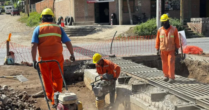 Avanzan obras pluviales en avenida Delgadillo para prevenir anegamientos en la zona este