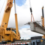 Avanza la obra del nuevo puente sobre el río Vaqueros: estiman habilitar el primero en tres meses