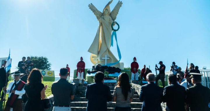 Salta rindió homenaje a los héroes de Malvinas en el Campo Histórico de la Cruz