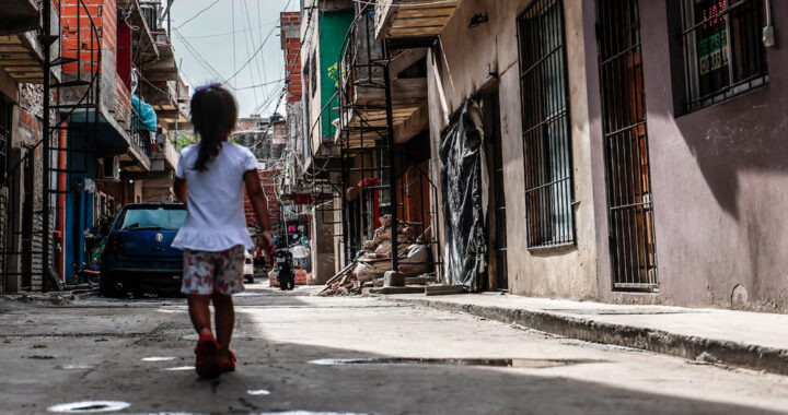 La UCA advierte que casi 3 de cada 10 niños sufren problemas de acceso a la comida en Argentina