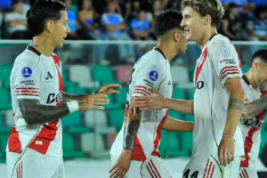 River y Racing salen a escena en la Sudamericana: reciben a Carabobo y Botafogo