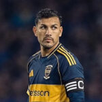 Boca recibe a Universidad Católica con la obligación de ganar para seguir en la Libertadores