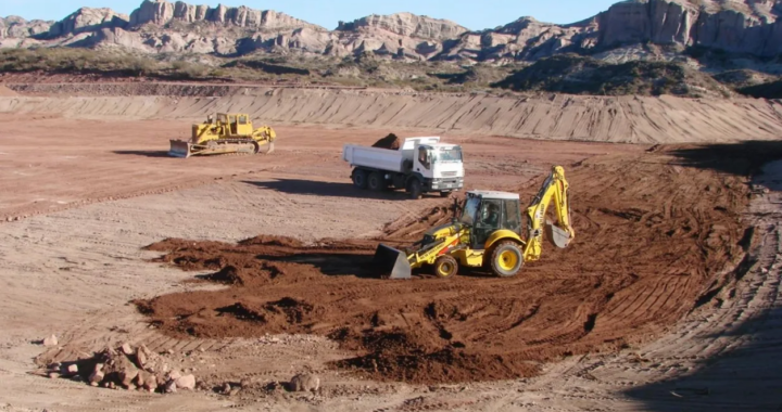 Capacitación gratuita sobre minería en Ciudad del Milagro