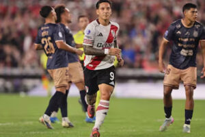 River visita a Carabobo con la chance de quedar cerca de los octavos de final