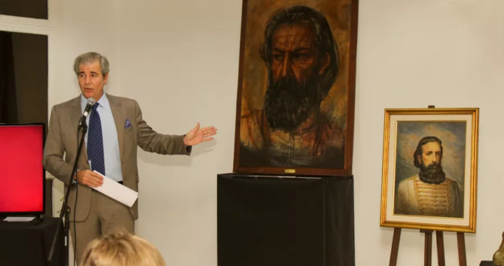 Inauguraron en Casa de Salta la muestra colectiva “Rostros de Güemes” con la participación de 16 artistas del país