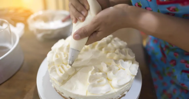 Dictarán una capacitación gratuita sobre técnicas de buttercream para pasteleros y emprendedores