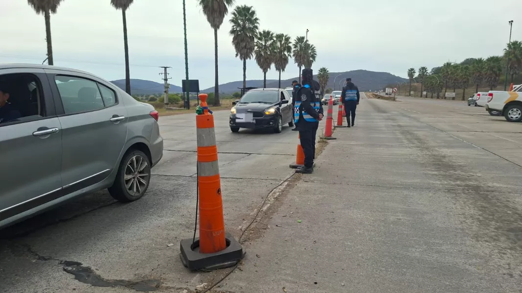 Fuerte operativo policial por los festejos del Día del Estudiante en Salta